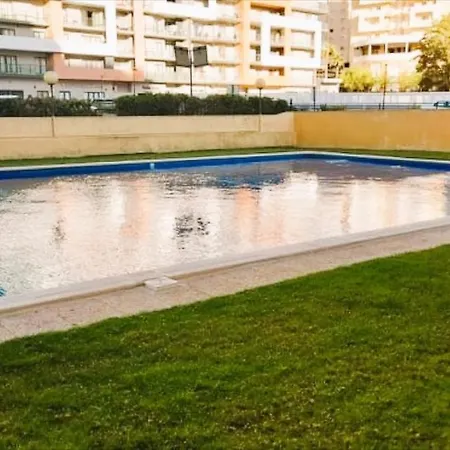 Happy * Portimao