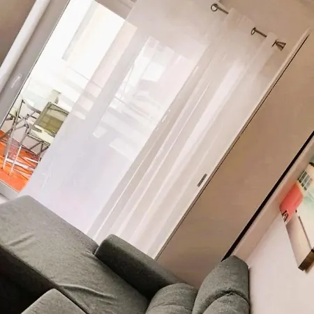 Happy Apartment *